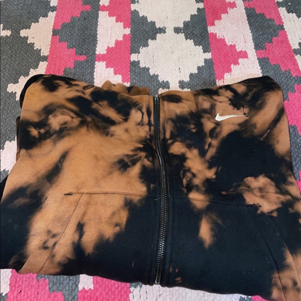Custom tie dye nike crop hoodie